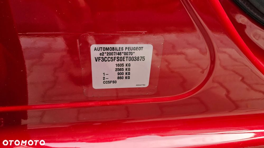 Peugeot 208 - 10