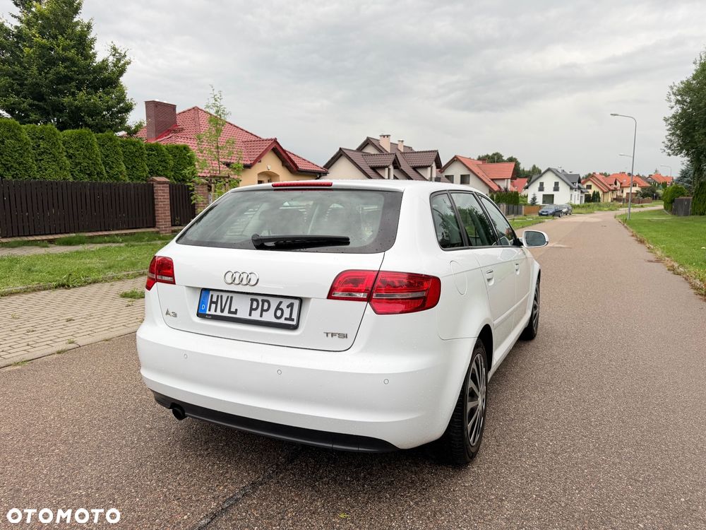 Audi A3 Sportback - 17