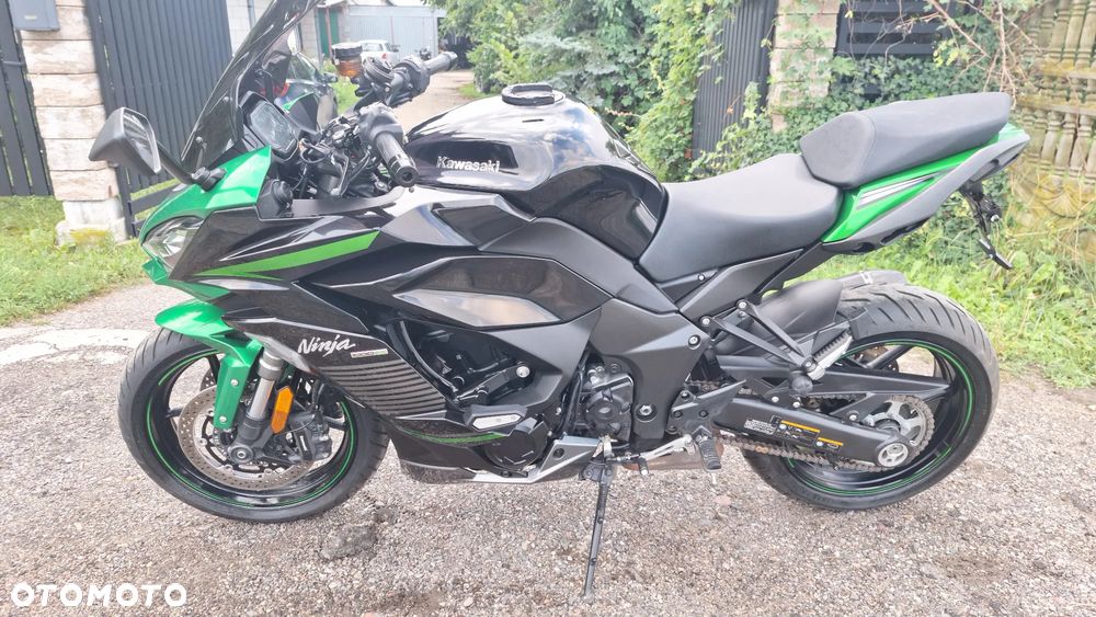 Kawasaki Ninja 1000 SX - 25