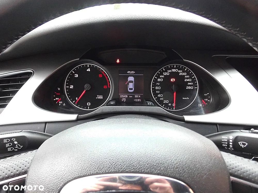 Audi A4 Limousine 2.0 TDI DPF quattro S line Sportpaket (plus) - 22