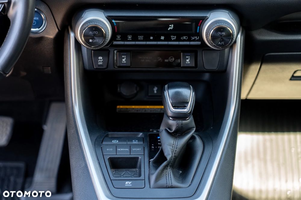Toyota RAV4 - 14