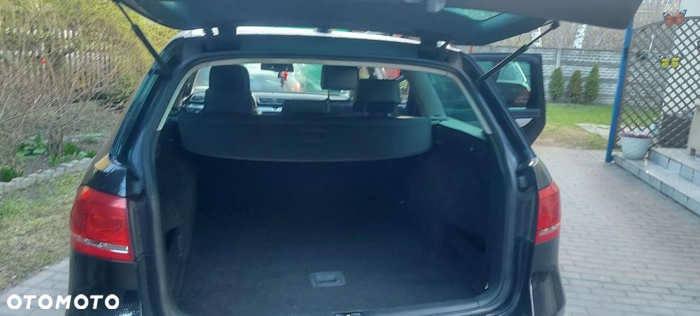 Volkswagen Passat 2.0 TDI Highline - 10