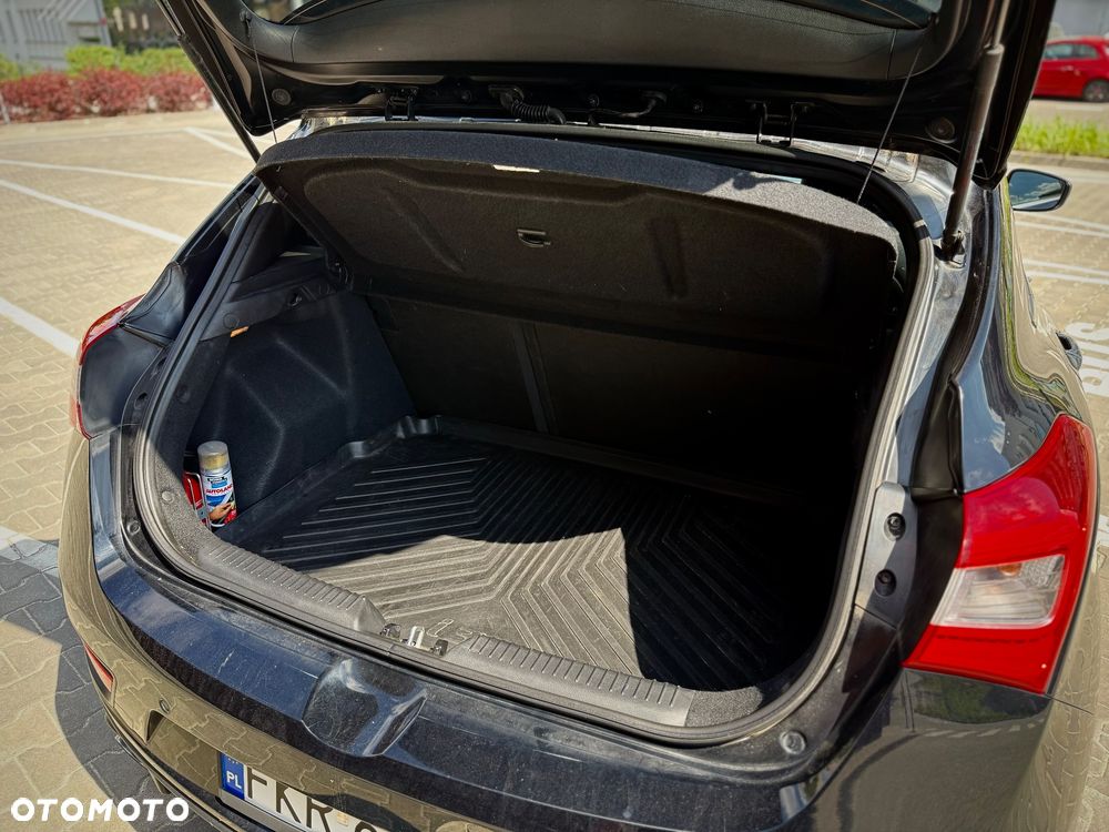 Hyundai i30 1.6 T GDI Turbo - 15