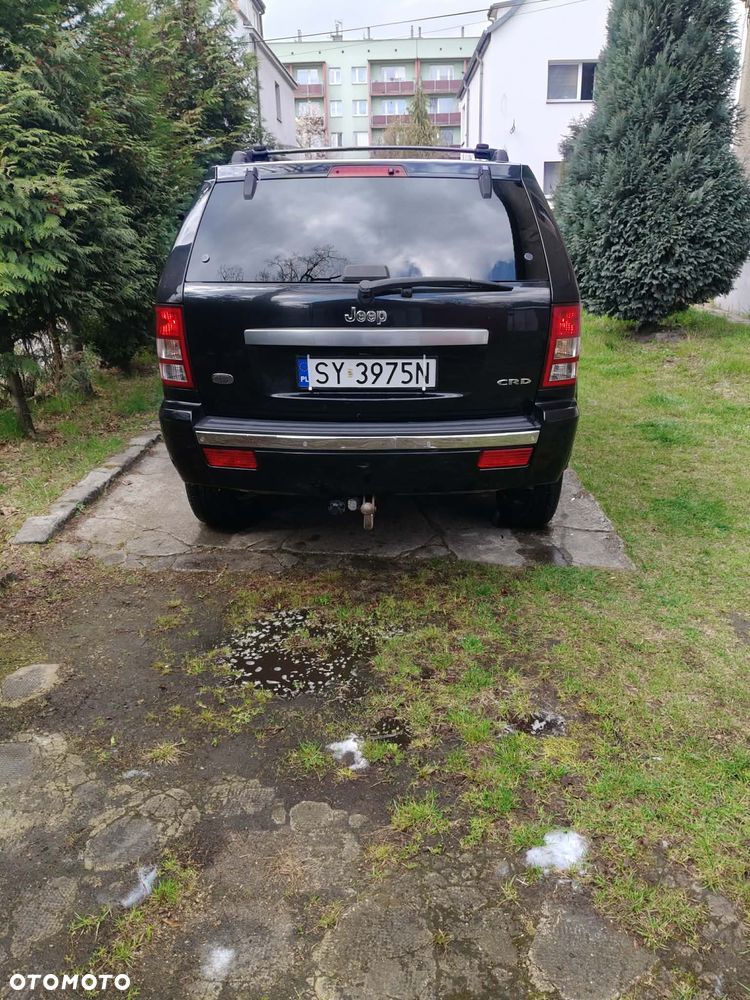 Jeep Grand Cherokee - 13