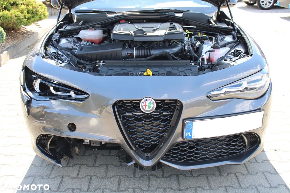 Alfa Romeo Giulia 2.0 Turbo Veloce Q4 - 13