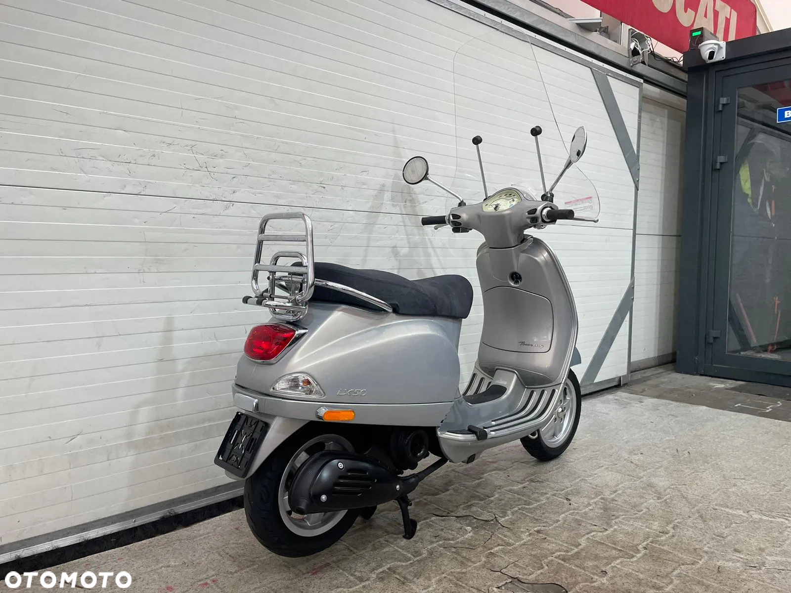 Piaggio Vespa - 8