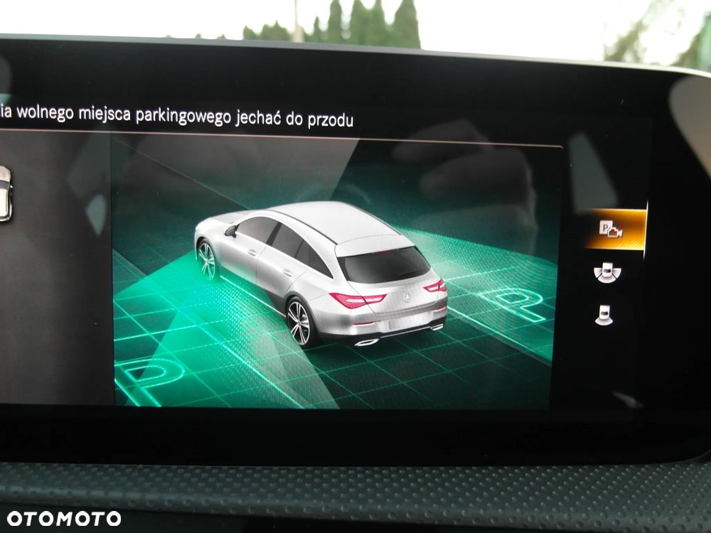 Mercedes-Benz CLA 220 d AMG Line 8G-DCT - 23