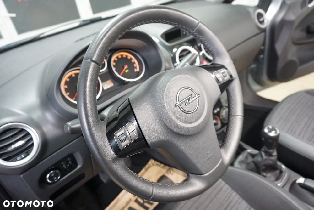 Opel Corsa 1.2 16V Enjoy - 19