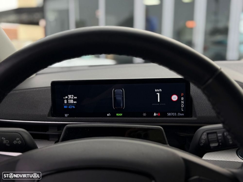 Ford Mustang Mach-E Standard - 15