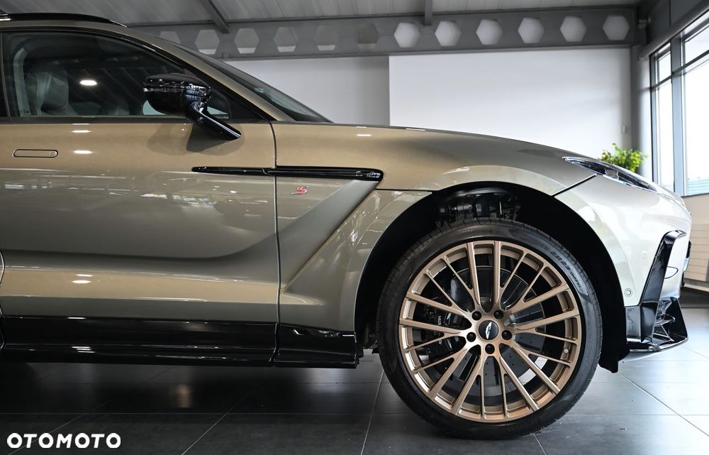 Aston Martin DBX707 - 10