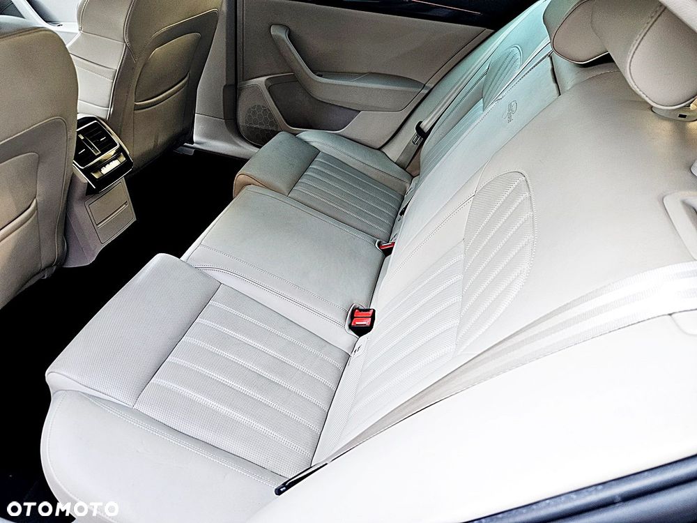 Skoda Superb 2.0 TDI DSG L&K - 13