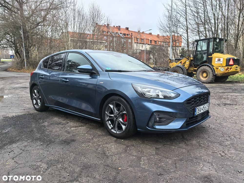 Ford Focus 1.0 EcoBoost Start-Stopp-System ST-LINE STYLE - 11