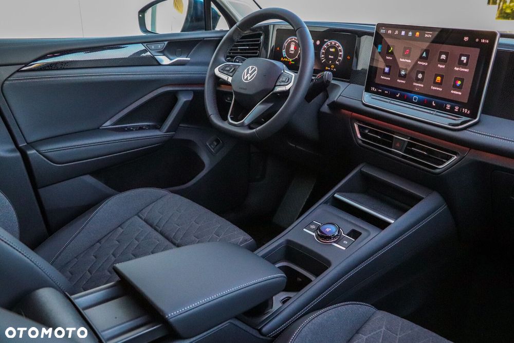 Volkswagen Tiguan - 16