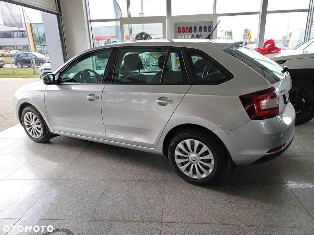 Skoda RAPID 1.6 TDI DPF Ambition - 3