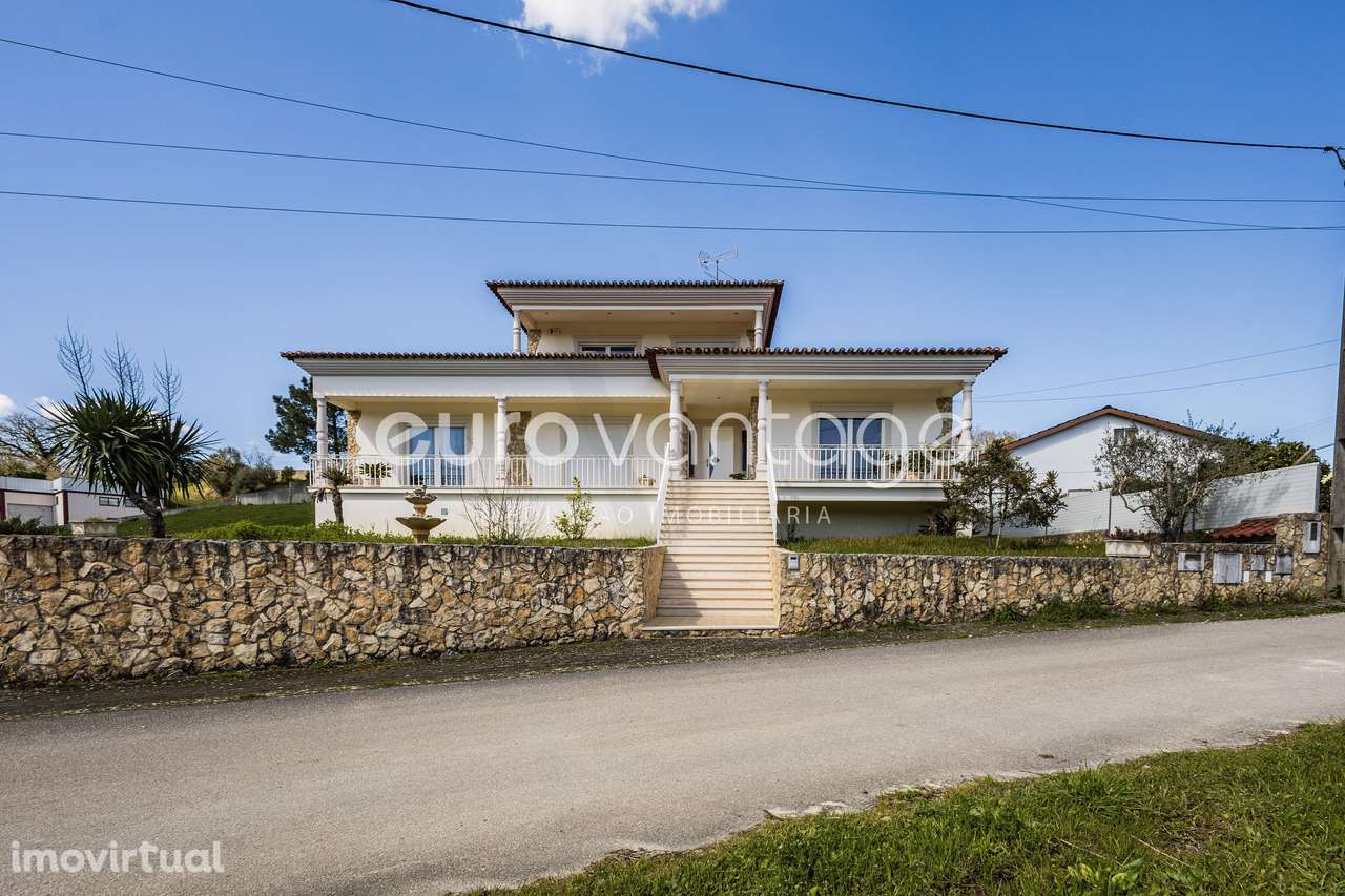 Moradia de Charme T4, Maceira - Leiria - Grande imagem: 2/39