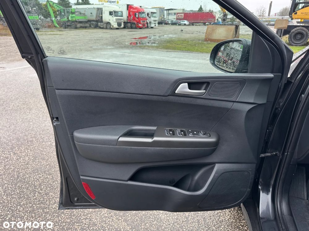 Kia Sportage 1.6 GDI 2WD Vision - 23