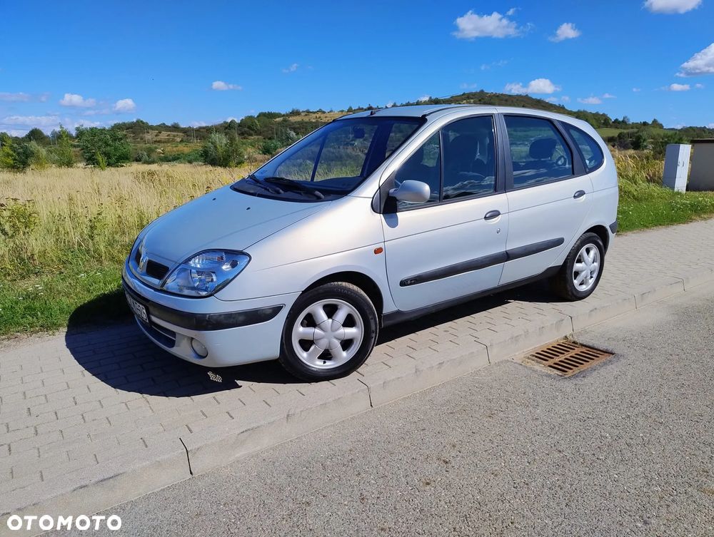 Renault Scenic 1.6 16V Privilege - 1