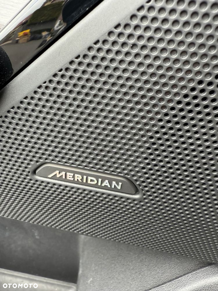 Land Rover Range Rover Velar D200 Dynamic SE - 10