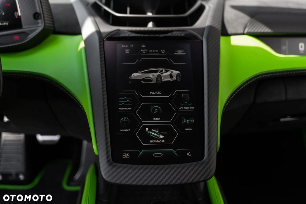 Lamborghini Revuelto - 28