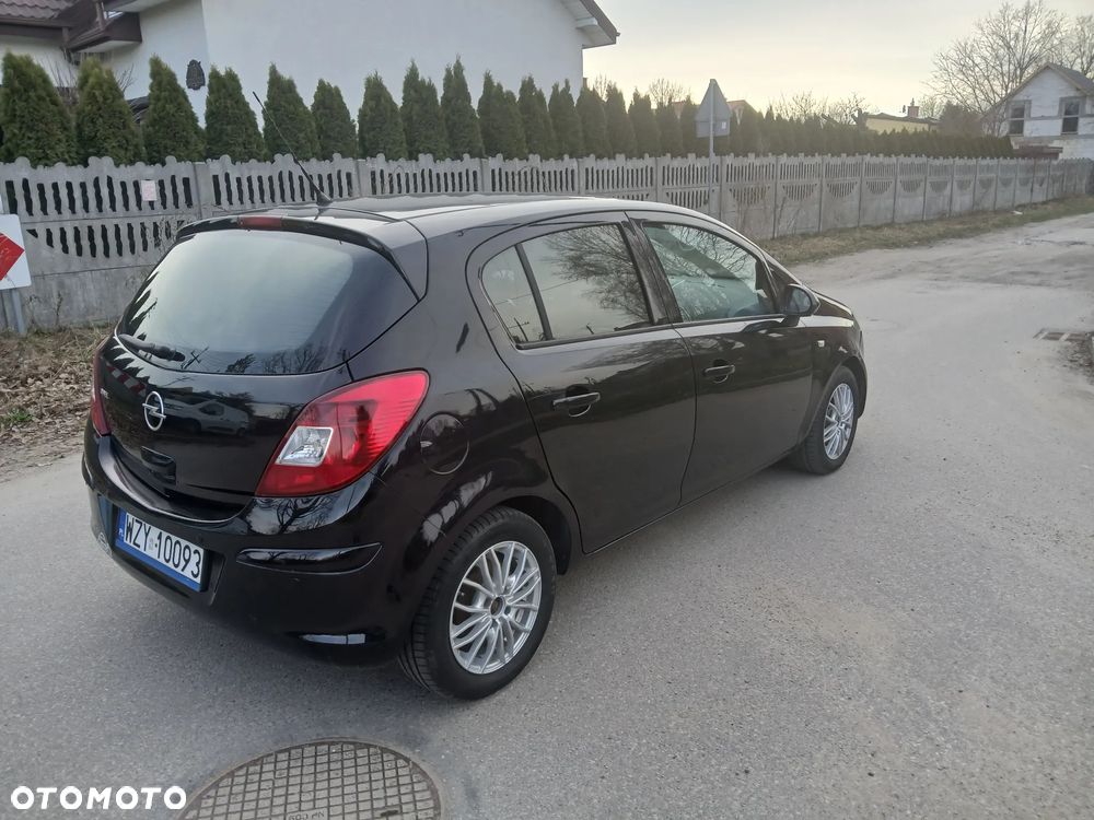 Opel Corsa - 8