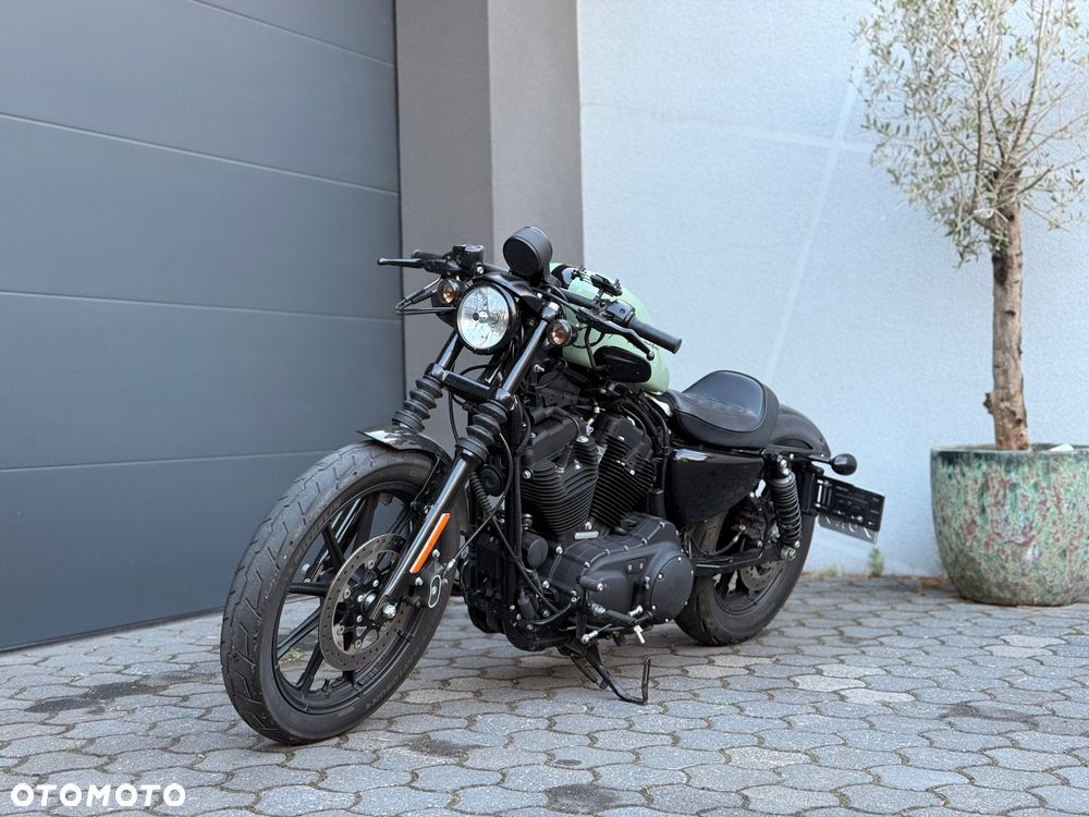 Harley-Davidson Sportster Iron 1200 - 10