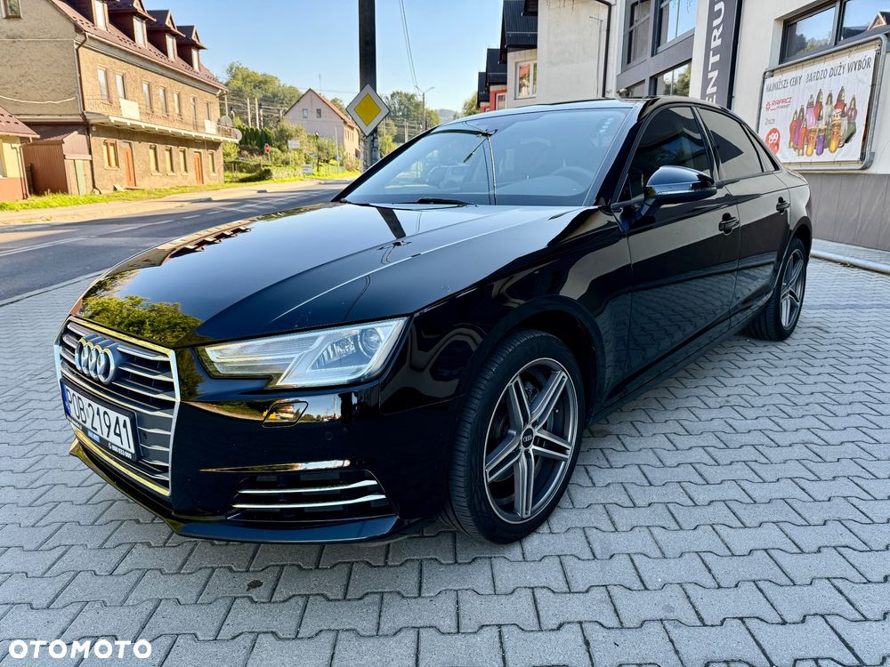 Audi A4 - 1
