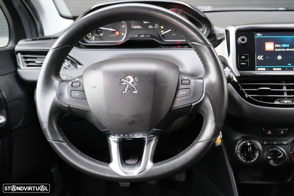 Peugeot 208 1.5 BlueHDi Signature - 15