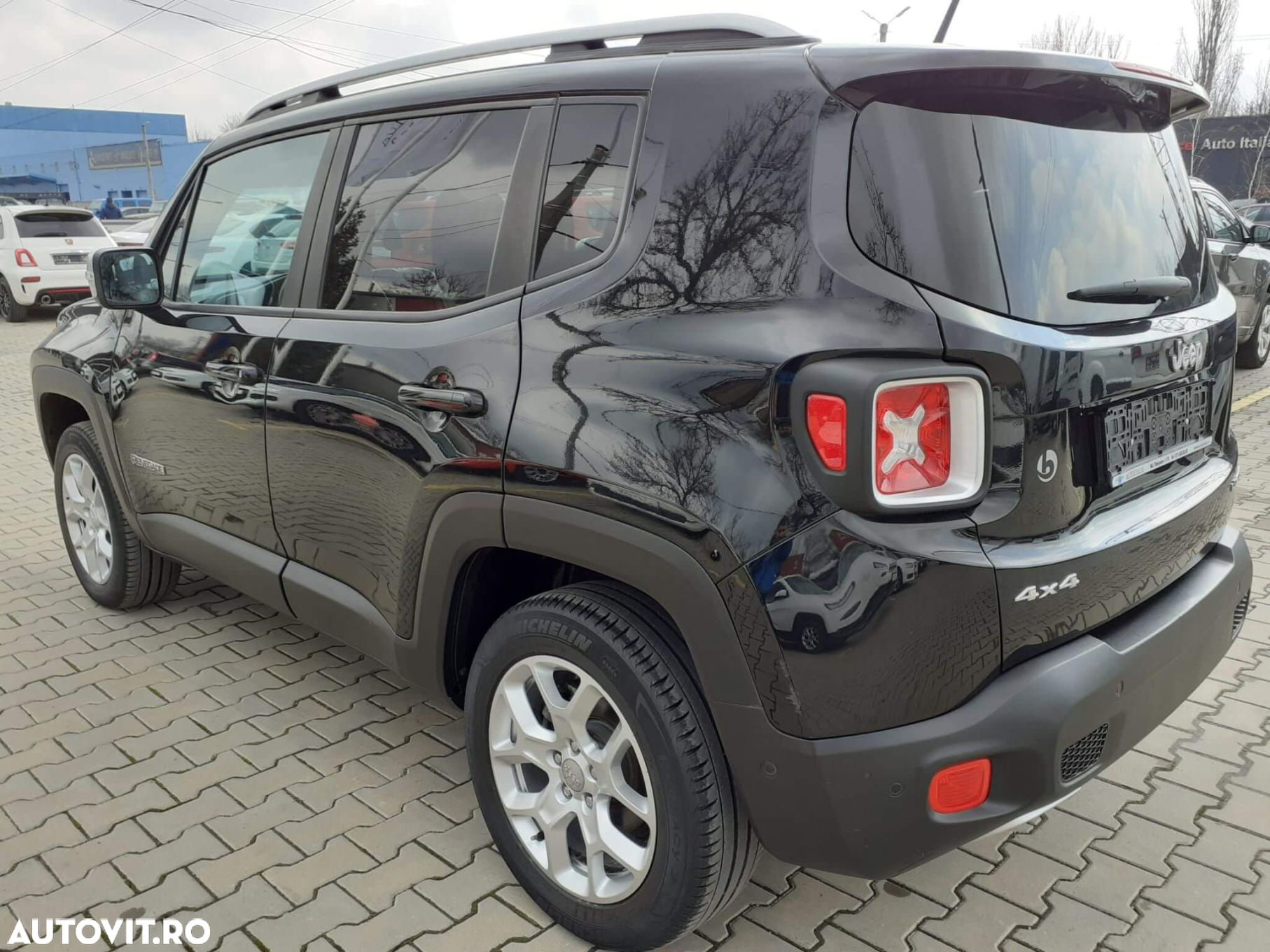 Jeep Renegade 2.0 M-Jet 4x4 Limited - 9