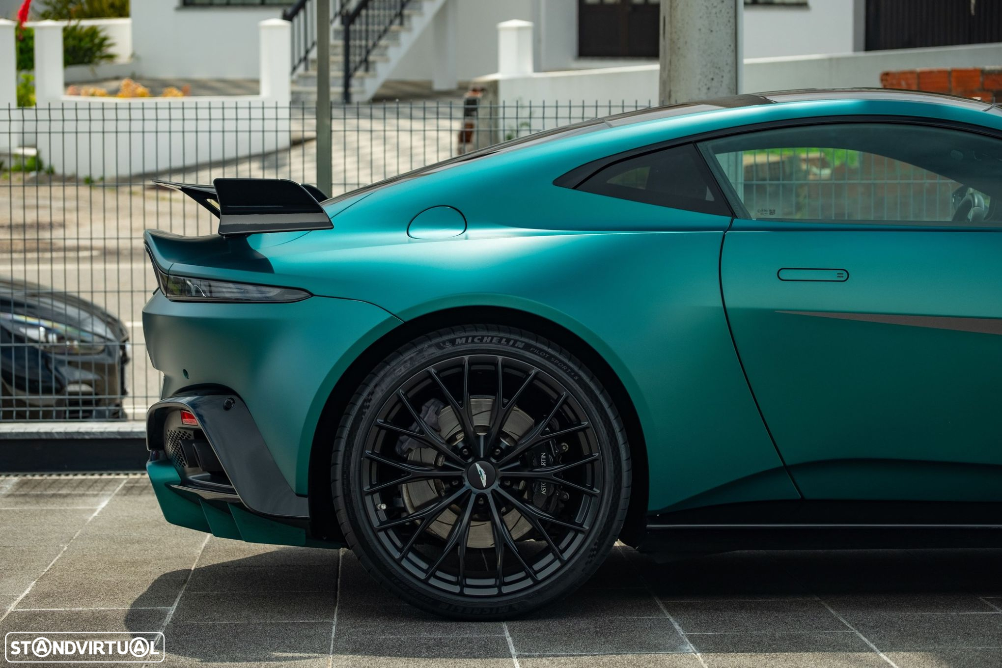 Aston Martin Vantage Coupe V8 F1 Edition - 6