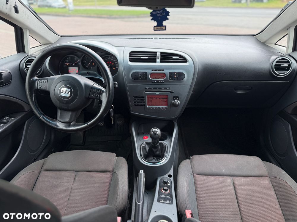 Seat Leon 2.0 TDI DPF Style - 24