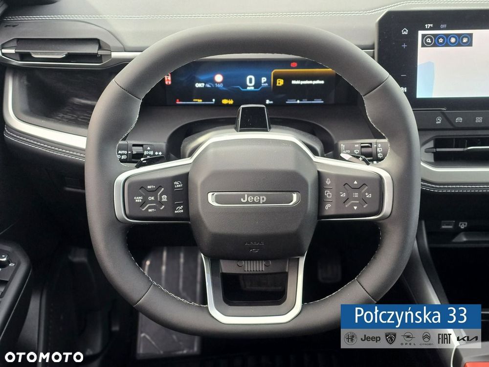 Jeep Compass - 23