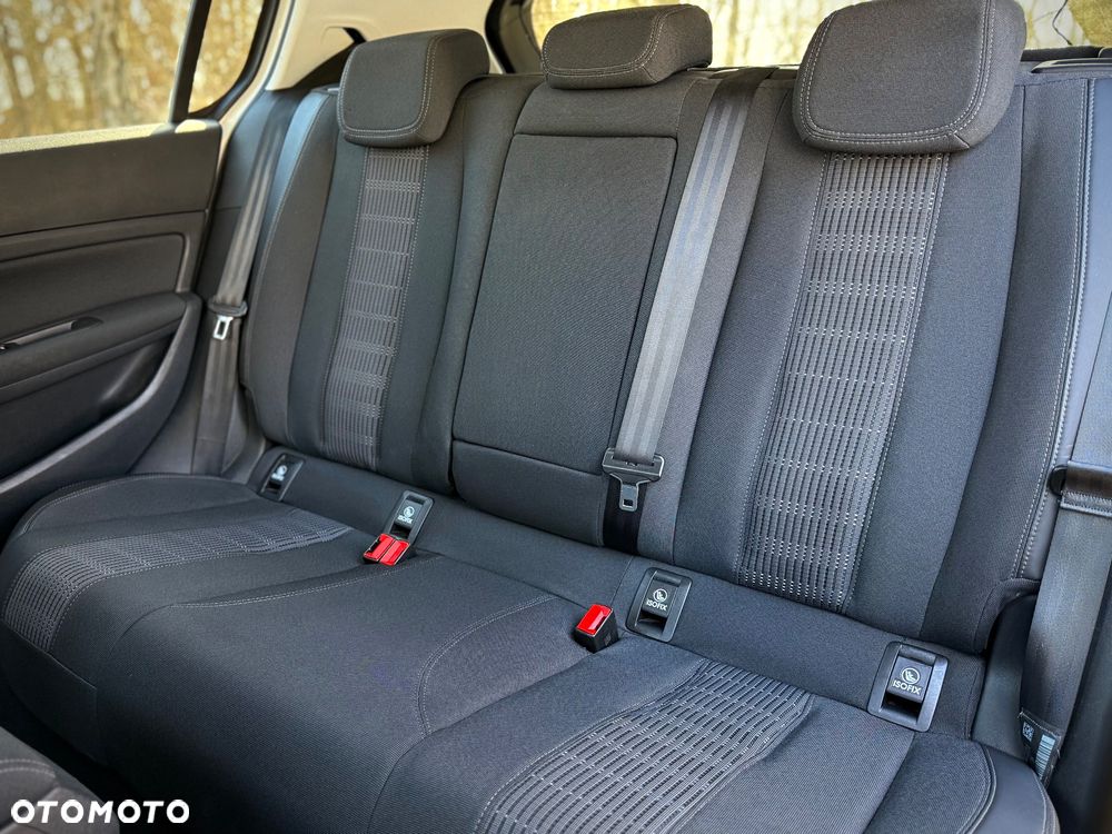 Peugeot 308 1.2 PureTech Allure S&S - 26