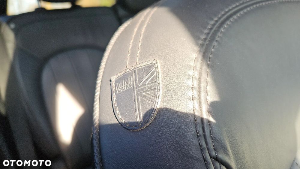 MINI John Cooper Works All4 Essential Trim - 12