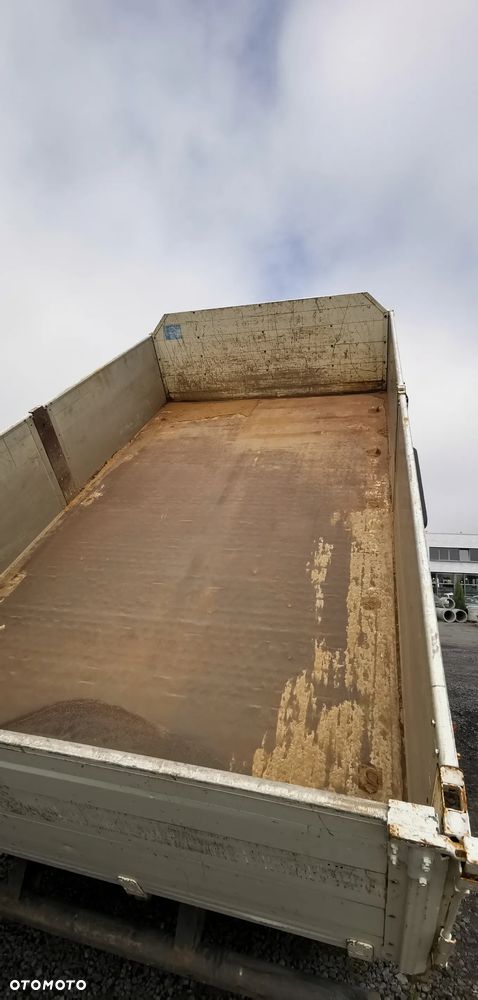 MAN TGM18.280 4x2, 3 s. wywrot + HDS TEREX 105.2 z pilotem - 9