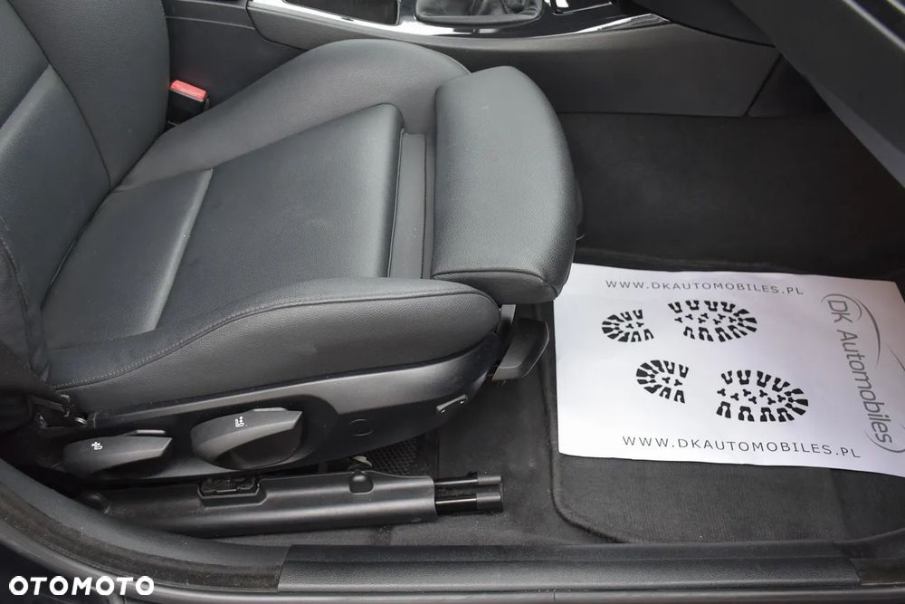 BMW Seria 3 318d DPF Edition Exclusive - 27