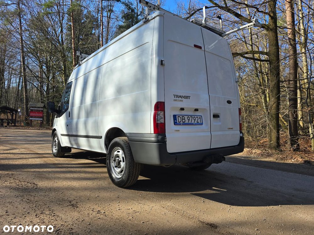 Ford Transit - 24