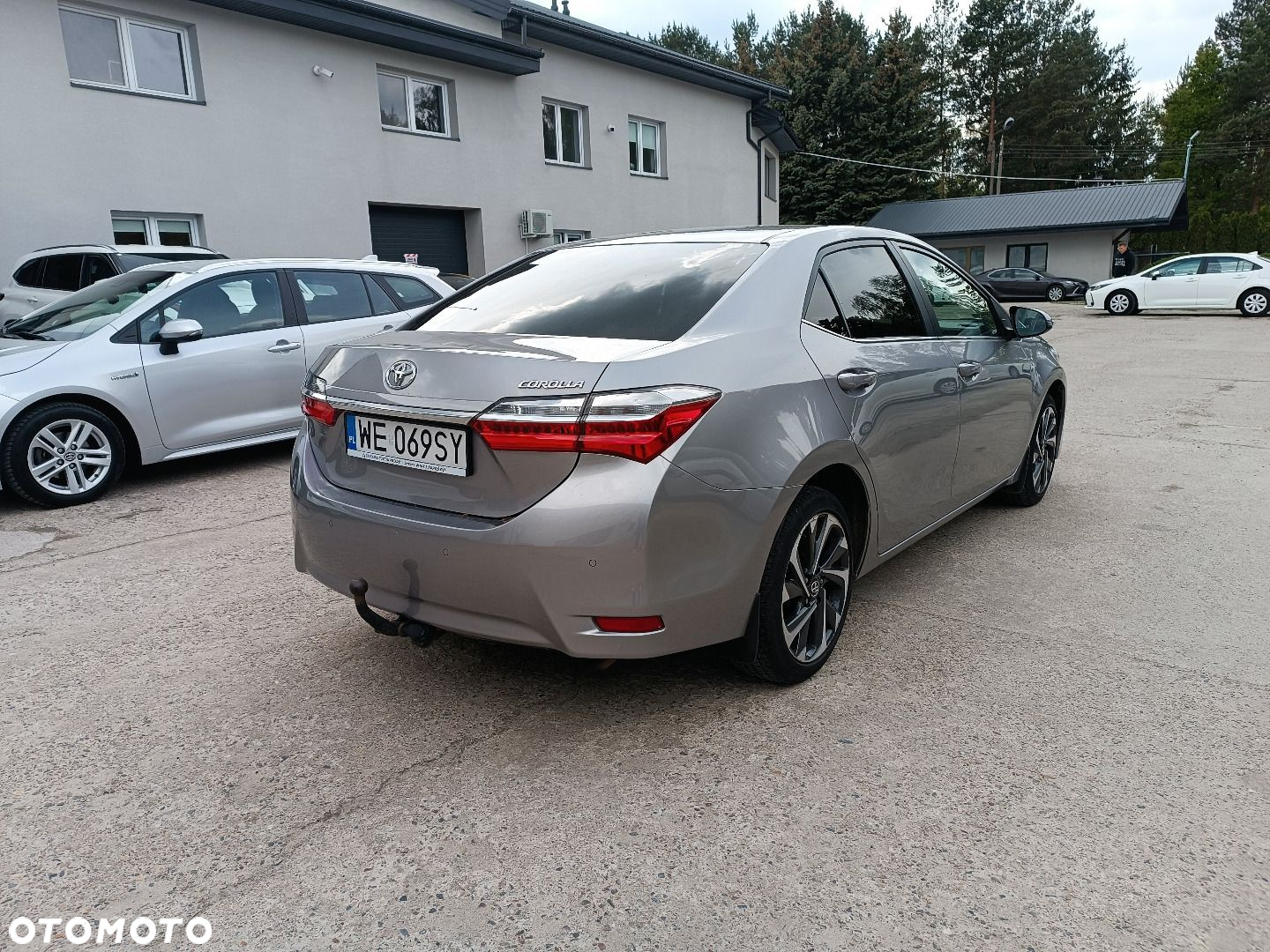 Toyota Corolla - 5