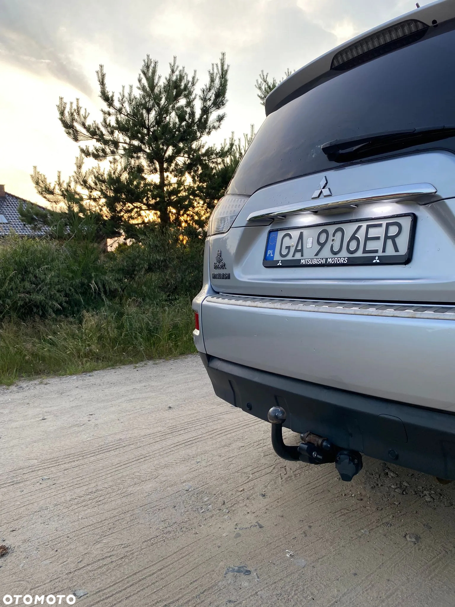 Mitsubishi Outlander - 10