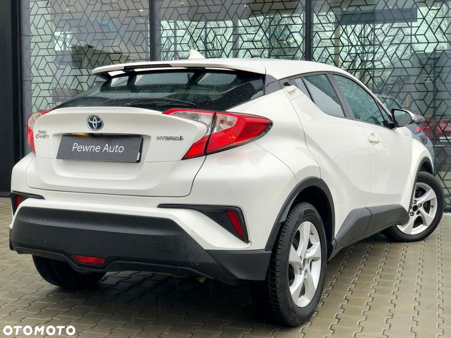 Toyota C-HR - 12