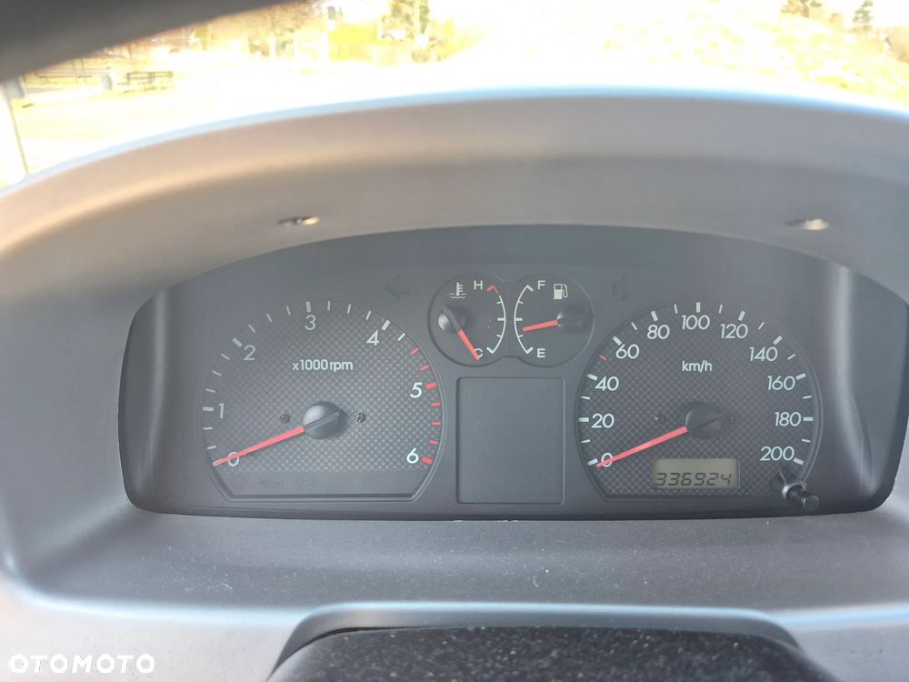 Hyundai Terracan - 4