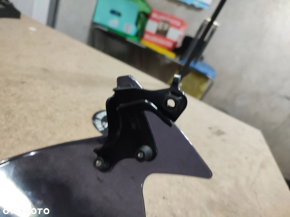 Szyba, szybka, owiewka przód Suzuki GSR 600 - 8