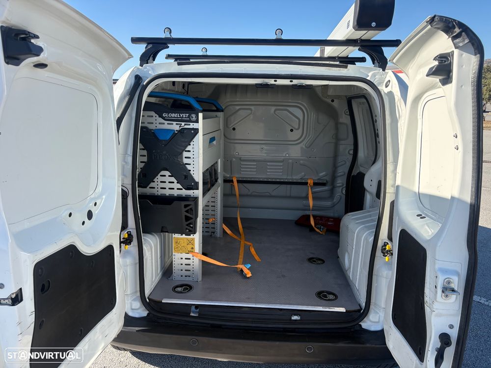 Fiat Fiorino 1.3 M-Jet SX - 10