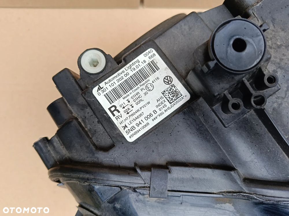Lampa przednia prawa VW Tiguan II 2 oryg 5NB941006B - 3