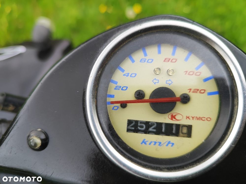 Kymco KXR - 6