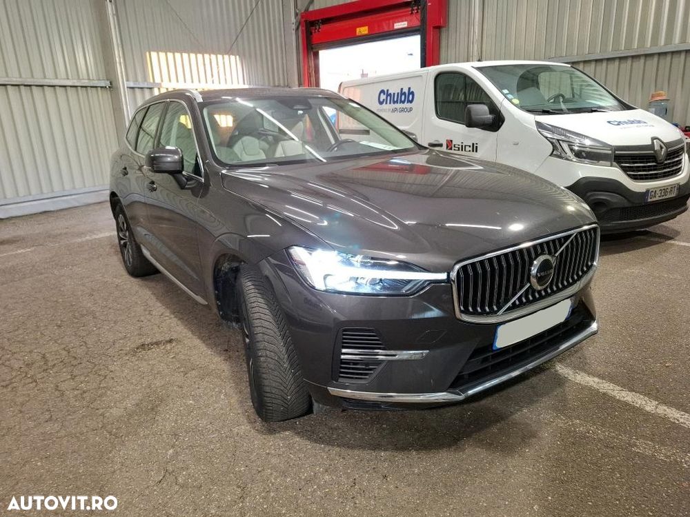 Volvo XC 60 T6 AWD Recharge Geartronic Inscription - 3