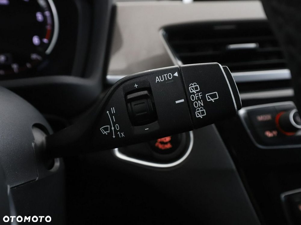 BMW X1 sDrive20d xLine - 33