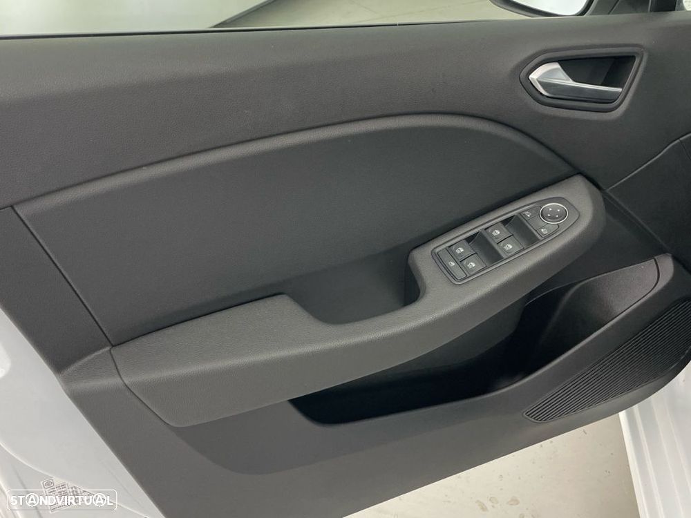 Renault Clio 1.0 TCe Evolution Bi-Fuel - 17