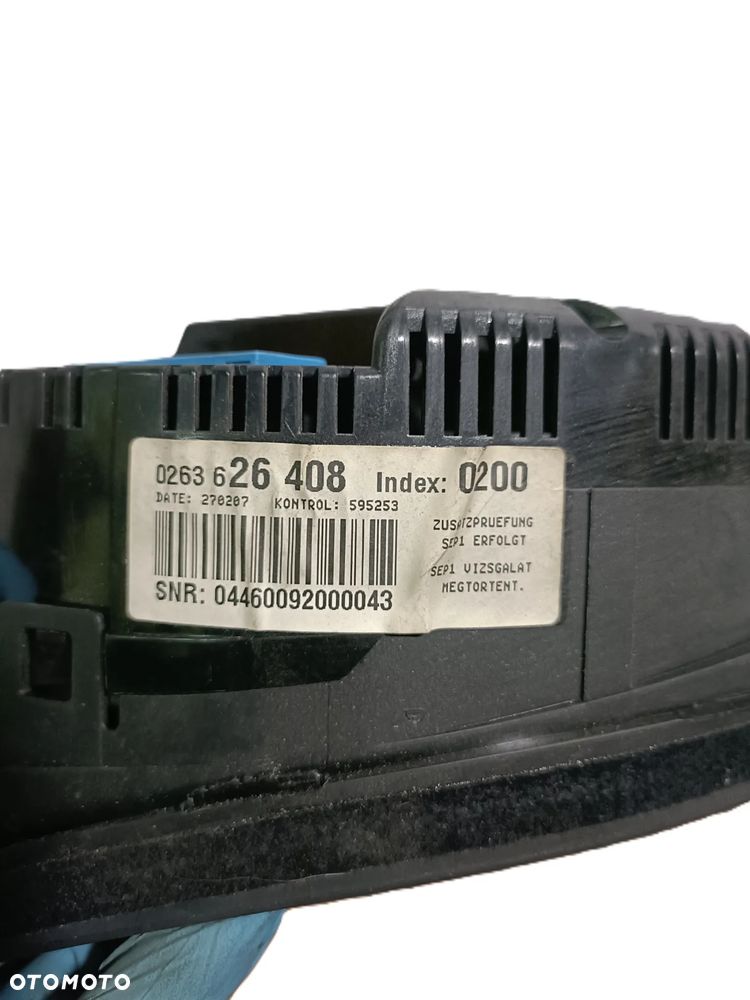 AUDI A4 B7 04-08 1,9 TDI liczniki zegary 0263626408 * - 8