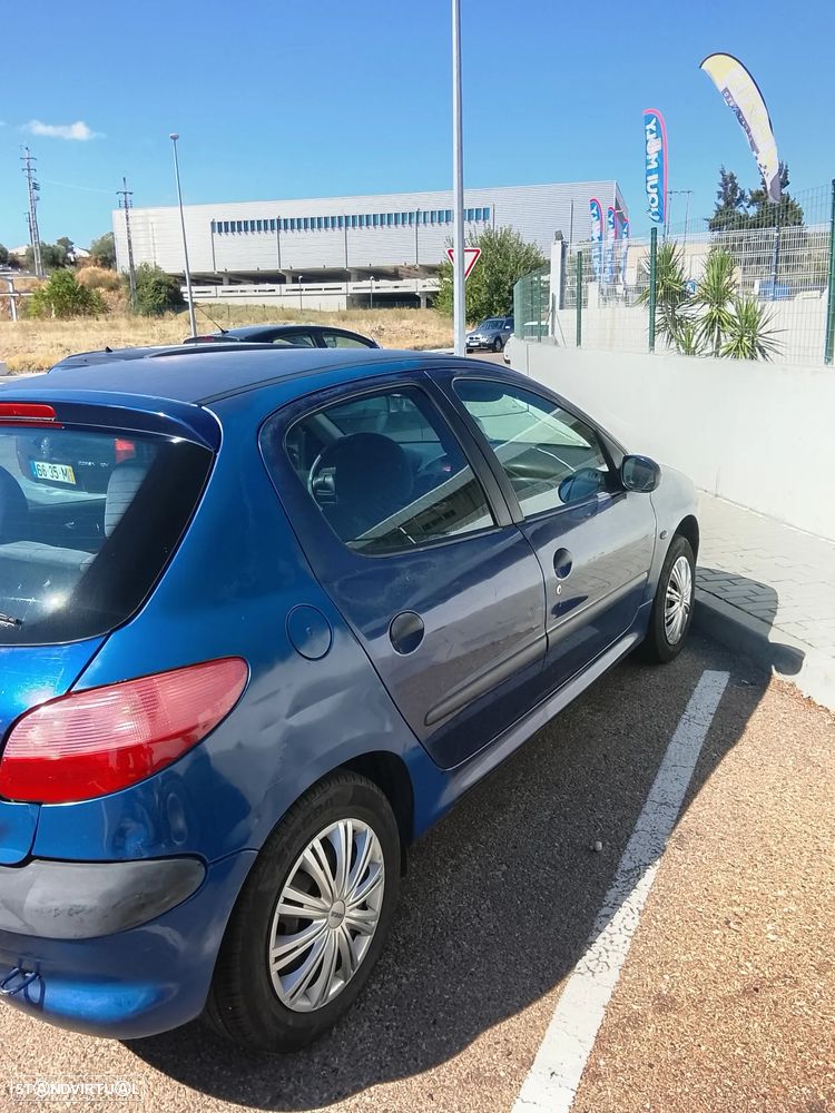 Peugeot 206 1.1 Color Line - 2