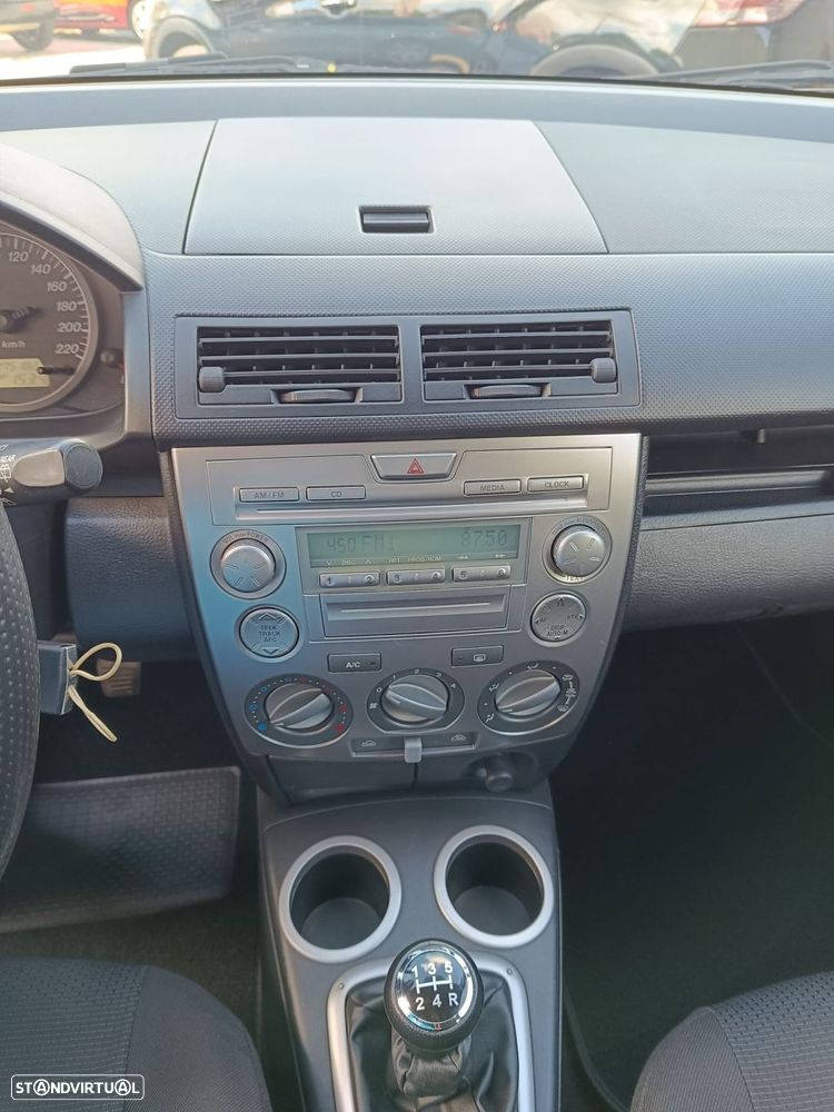 Mazda 2 1.25 Comfort AC - 7